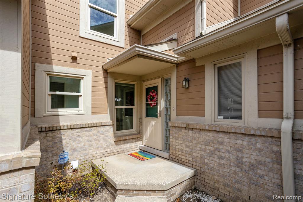 9410 Westwind Drive, Livonia, MI 48150 — Photo 6