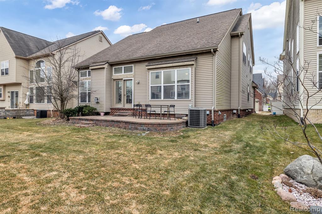 27490 CROMWELL Road, Novi, MI — Photo 36
