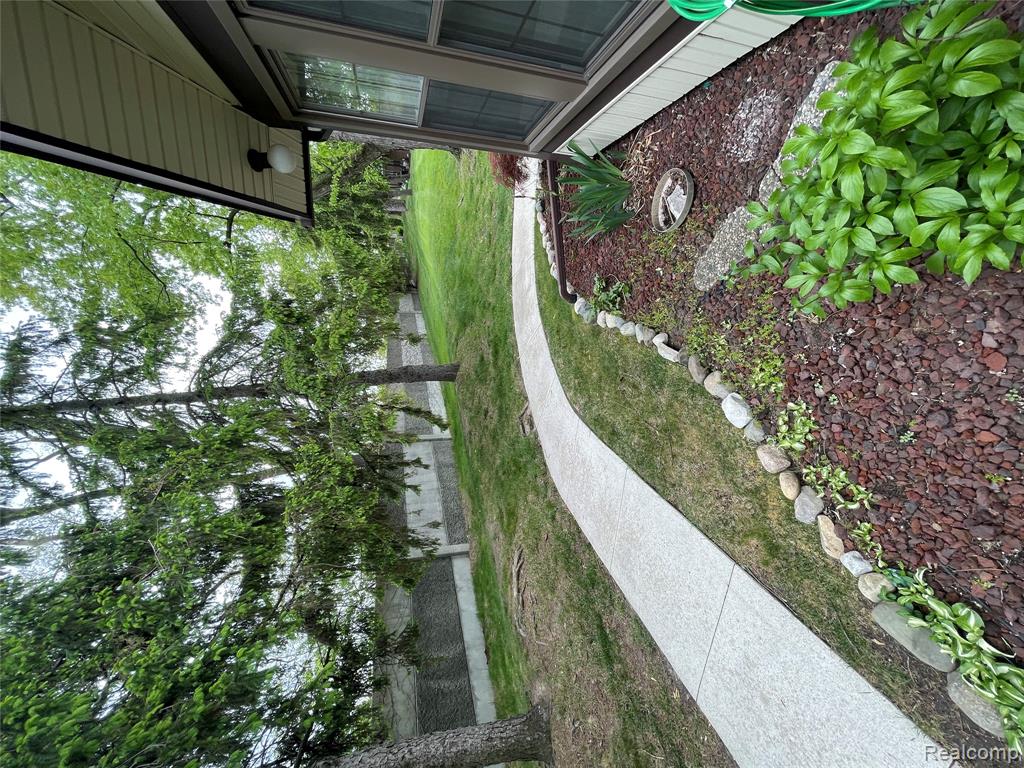 40524 Newport Drive, Plymouth, MI 48170 — Photo 3