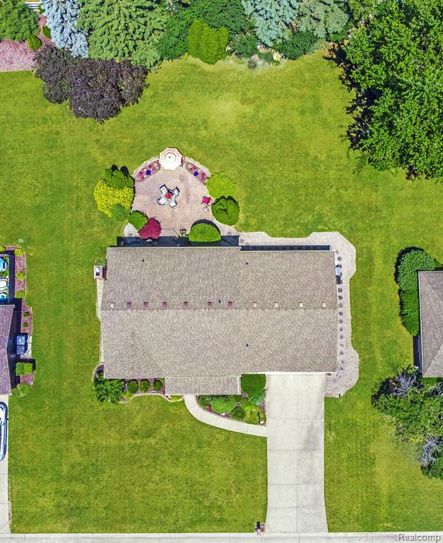 41988 BAINTREE Circle, Northville, MI 48168 — Photo 3