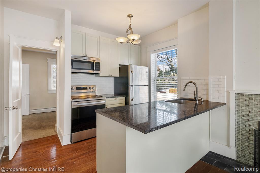 808 Ann Street, Birmingham, MI 48009 — Photo 10