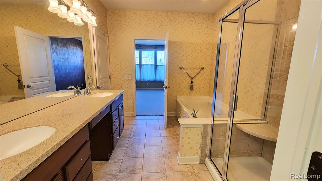49285 FREESTONE Drive, Unit #26, Northville, MI 48168 — Photo 12