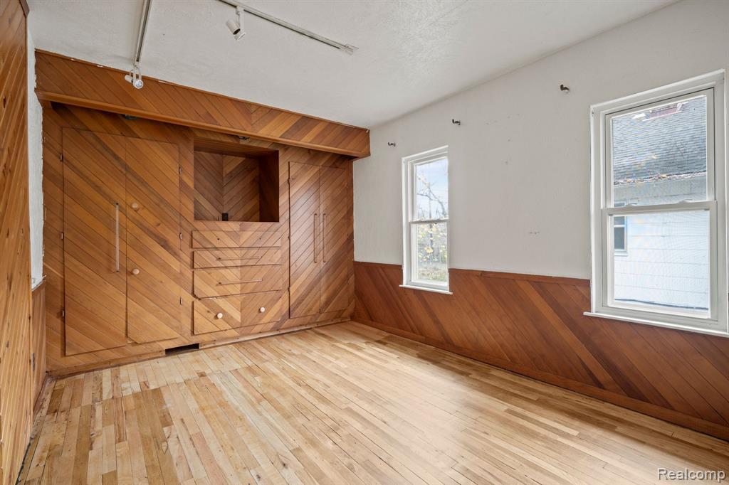 606 OAKLAND Avenue, Royal Oak, MI 48067 — Photo 19