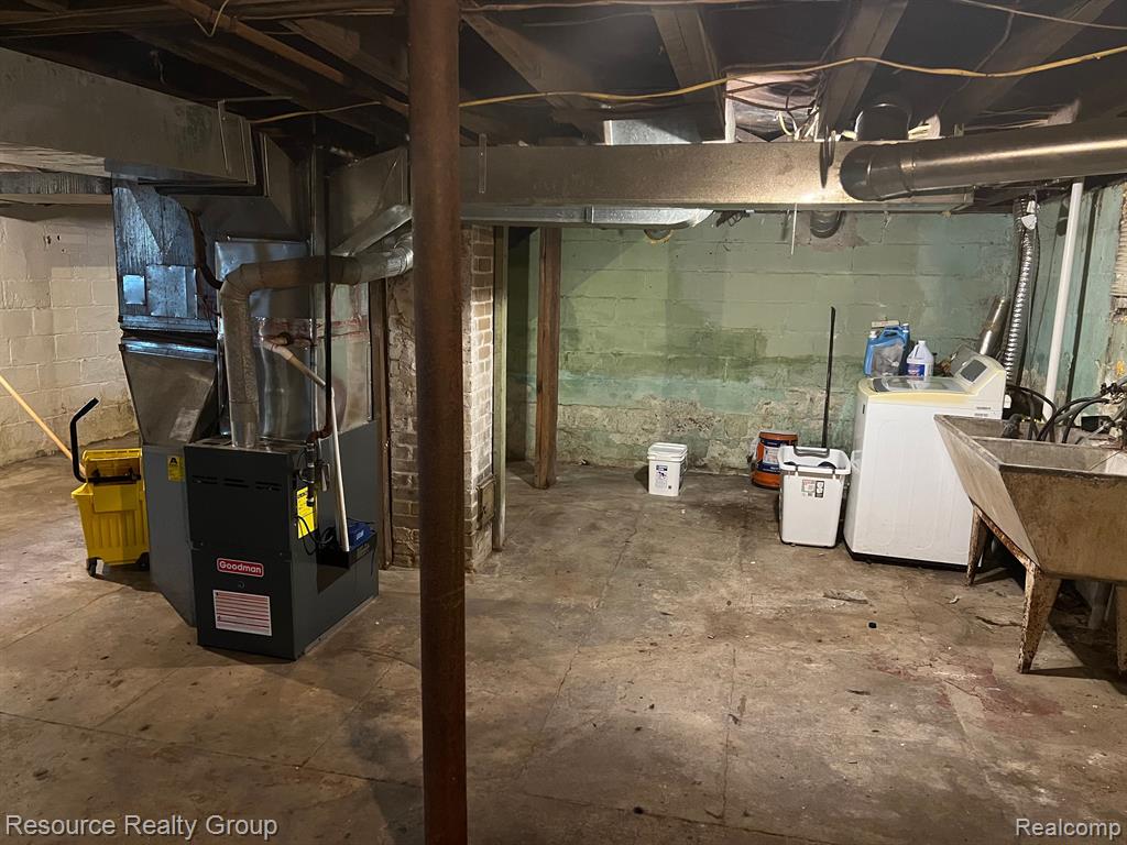81 S Tasmania St. Street E, Pontiac, MI 48342 — Photo 14