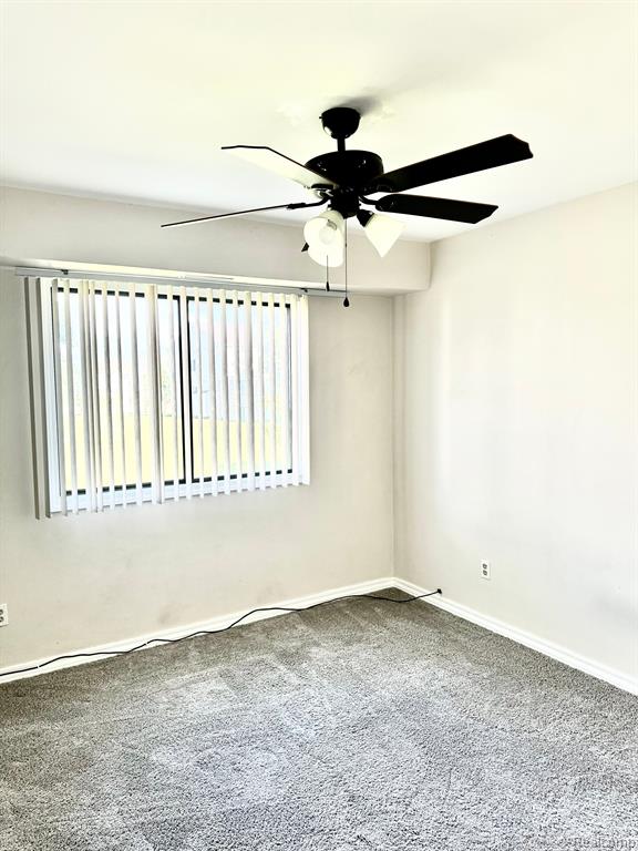 30060 W 12 MILE Road, 89, Farmington Hills, MI 48334 — Photo 14