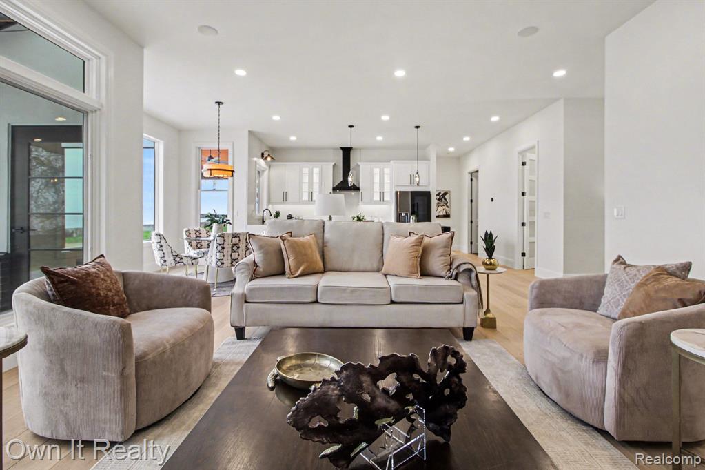 2020 Edgewater Street, Monroe, MI 48162 — Photo 9