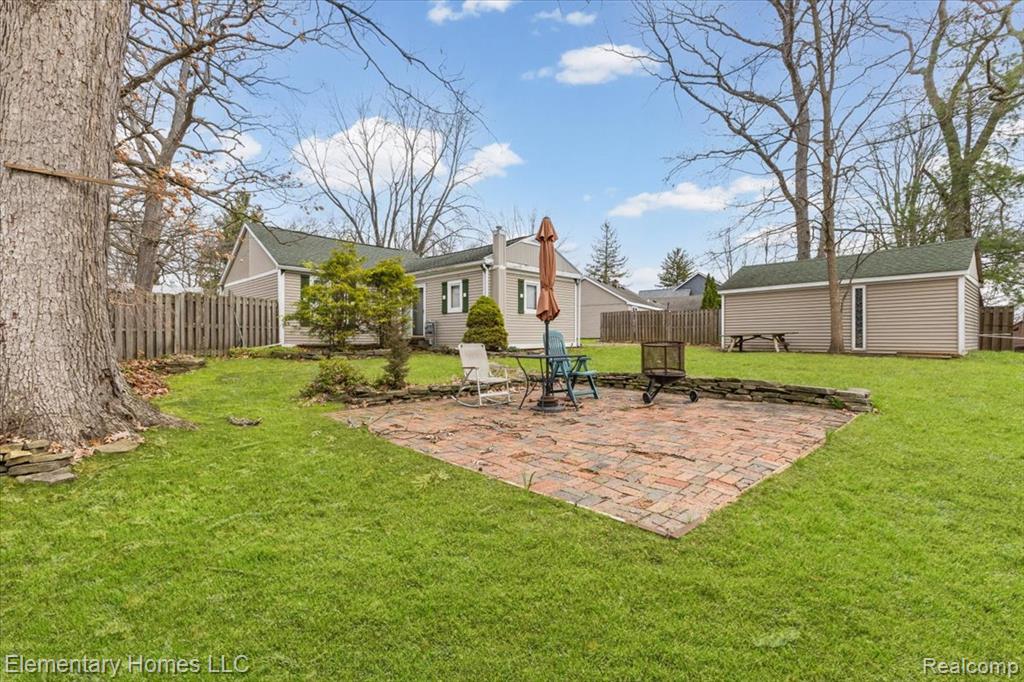 2158 Oaknoll Street, Auburn Hills, MI 48326 — Photo 7