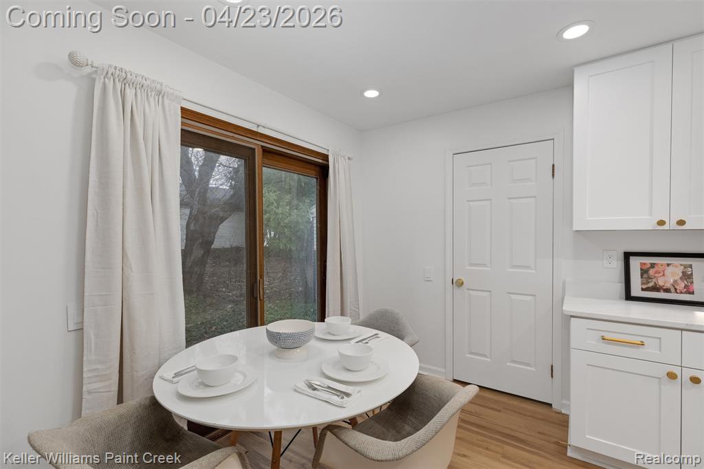 4330 S McNay Court, West Bloomfield, MI 48323 — Photo 6
