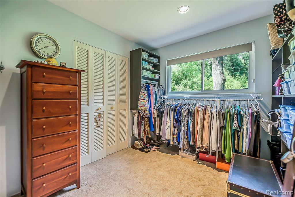 4990 Broomfield Lane, West Bloomfield, MI — Photo 49
