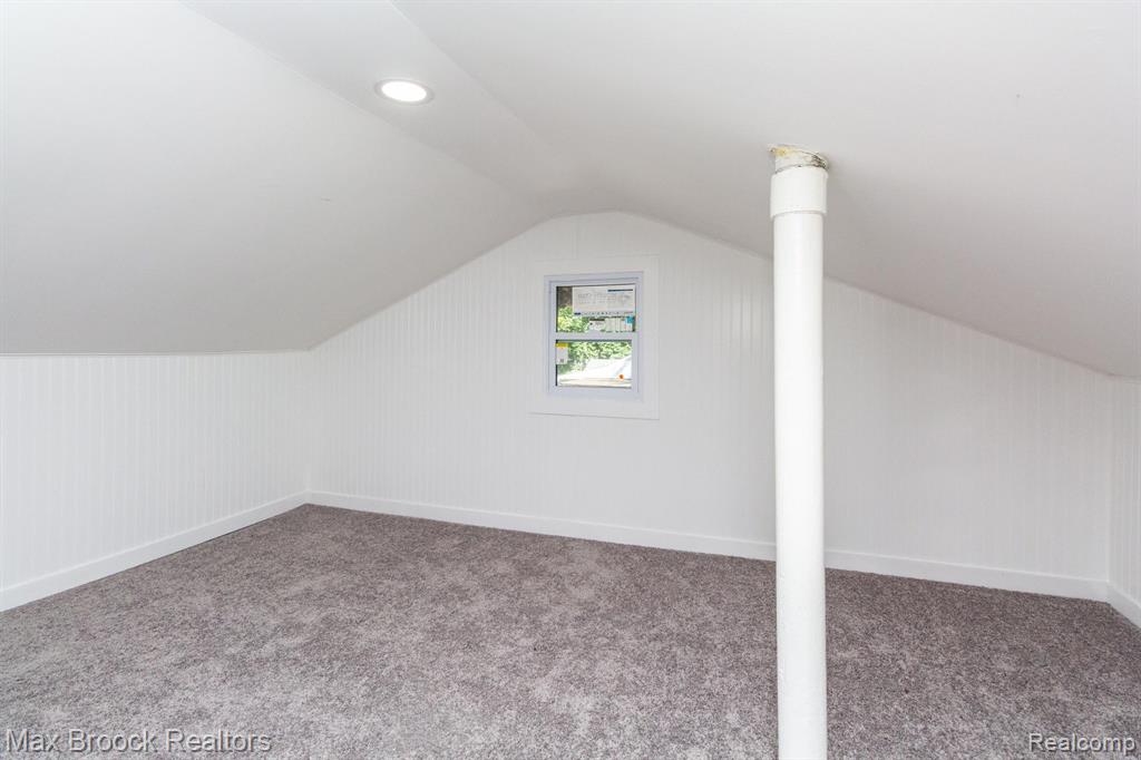 4120 Lotus Drive, Waterford, MI 48329 — Photo 19