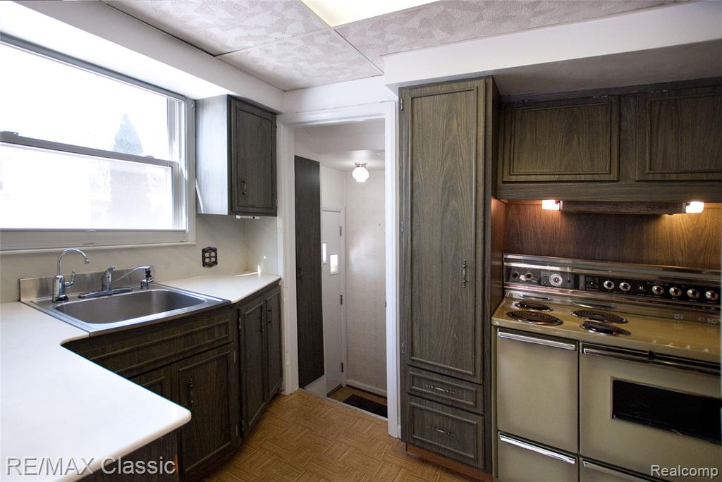 612 W Marshall Street, Ferndale, MI 48220 — Photo 11