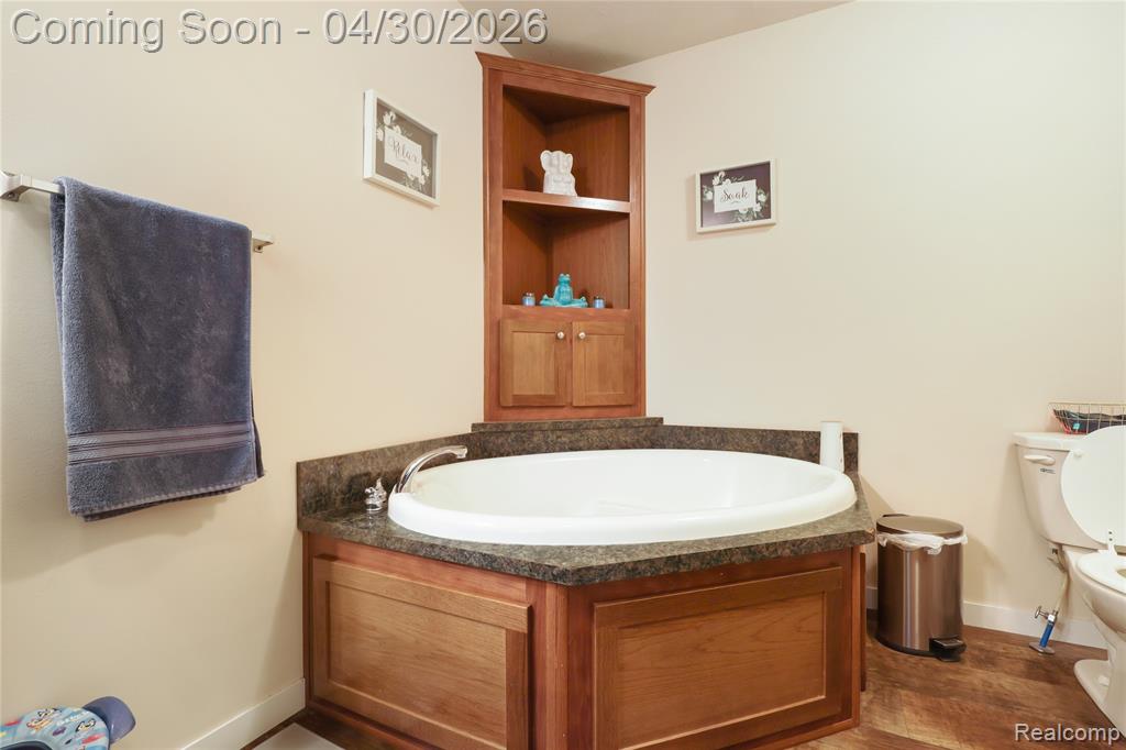 6267 Imperial Dr., Fenton, MI 48430 — Photo 33