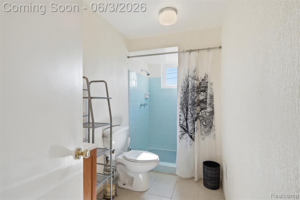 1631 Clara Street, Clinton Twp, MI 48036 — Photo 16
