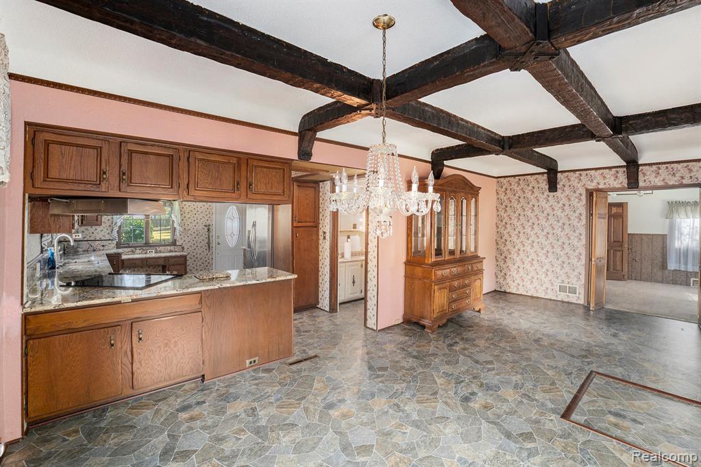 902 N Bridge Street, Linden, MI 48451 — Photo 4