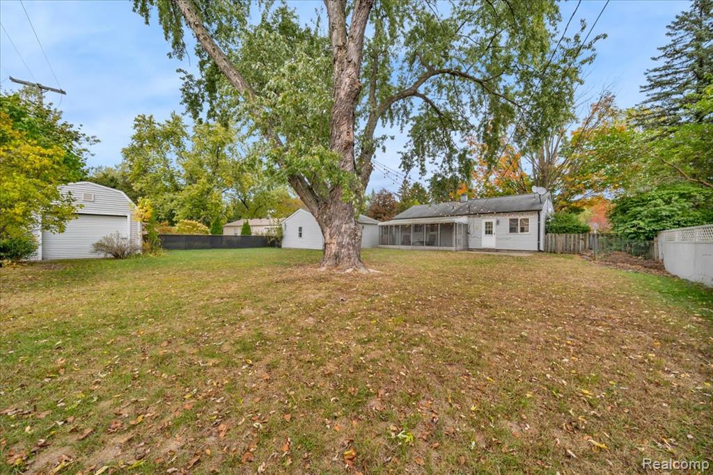 3712 Grafton Street, Orion, MI — Photo 29