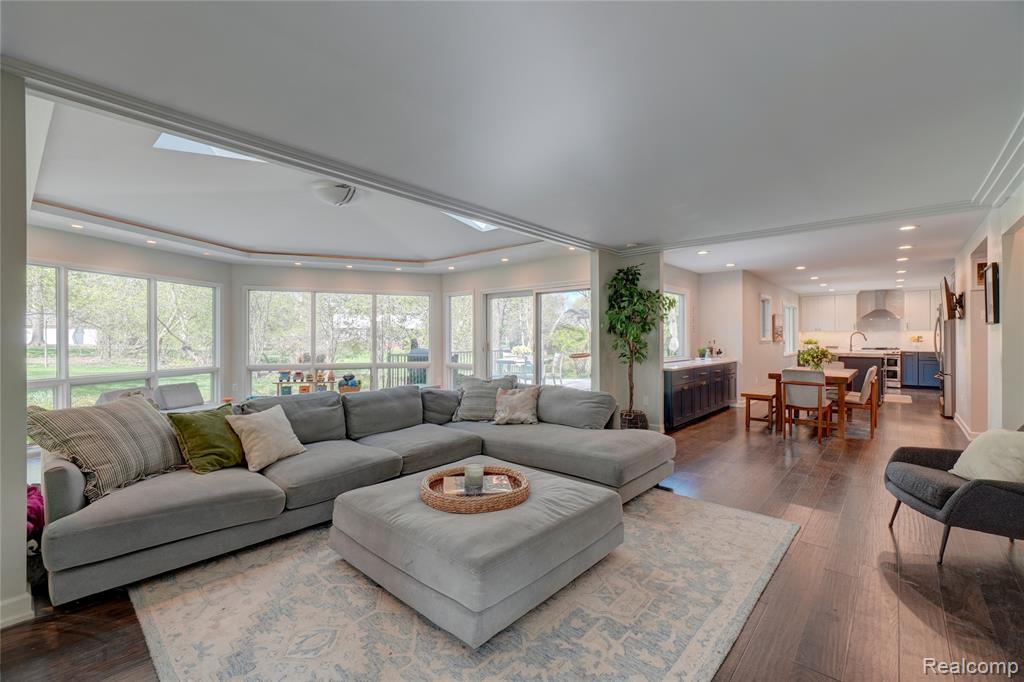 19341 Devonshire Street, Beverly Hills, MI 48025 — Photo 14