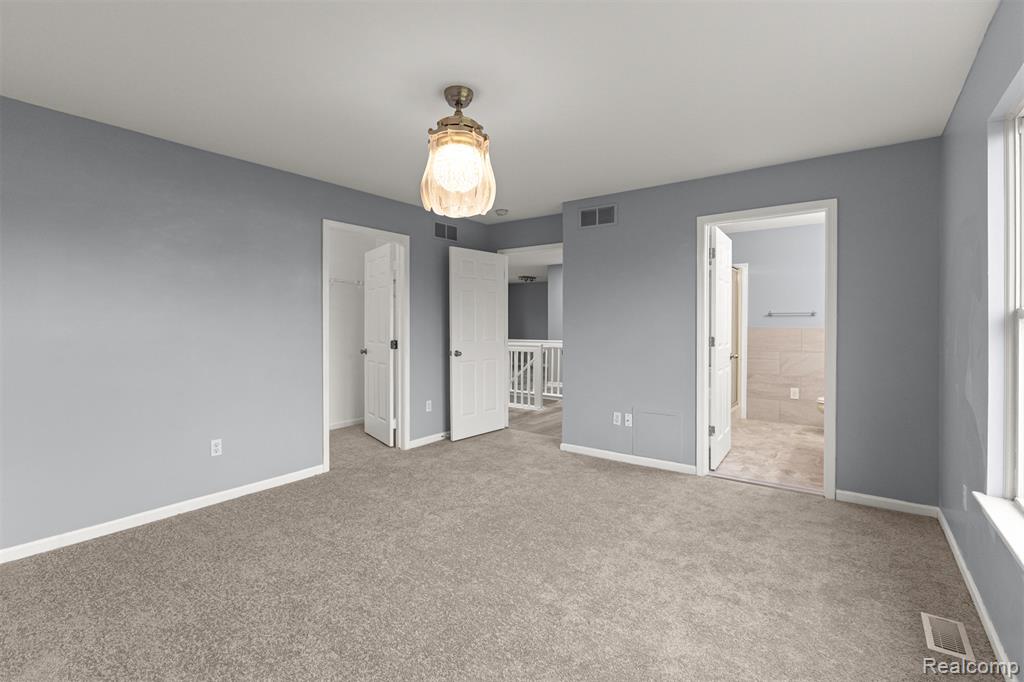 10913 Edlie Circle, Dearborn Heights, MI 48214 — Photo 28