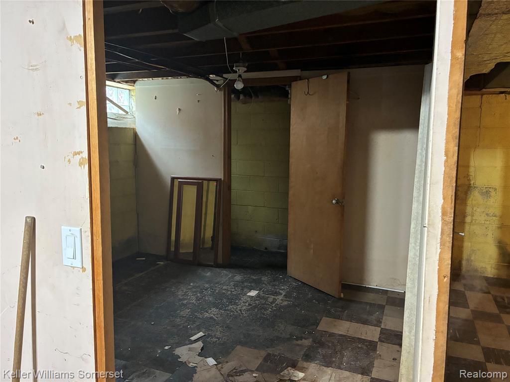 18031 Mott Avenue, Eastpointe, MI 48021 — Photo 13