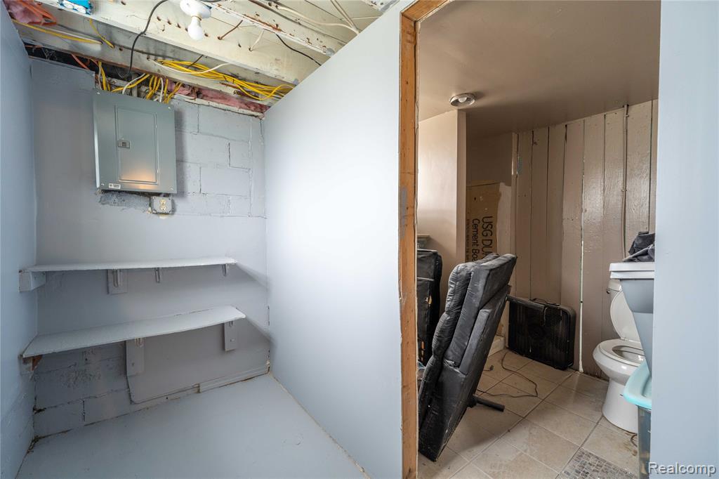 2344 Woodmere Street, Detroit, MI 48209 — Photo 44