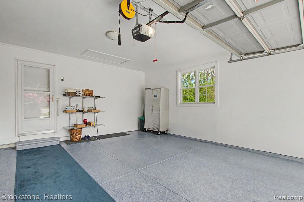 12465 Pagels Drive, 22, Grand Blanc, MI 48439 — Photo 43
