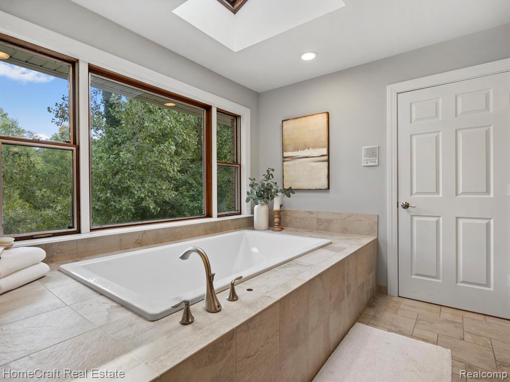 10050 JOSLIN LAKE Road, Gregory, MI 48137 — Photo 41