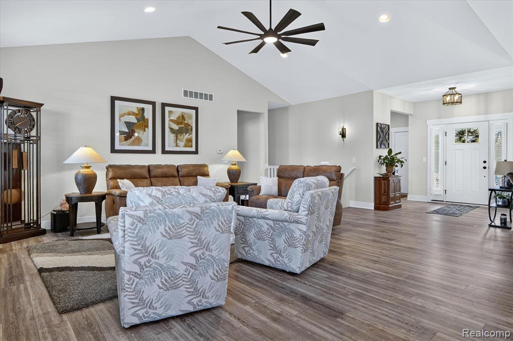 1212 Candlelight Court, Brighton, MI 48114 — Photo 14