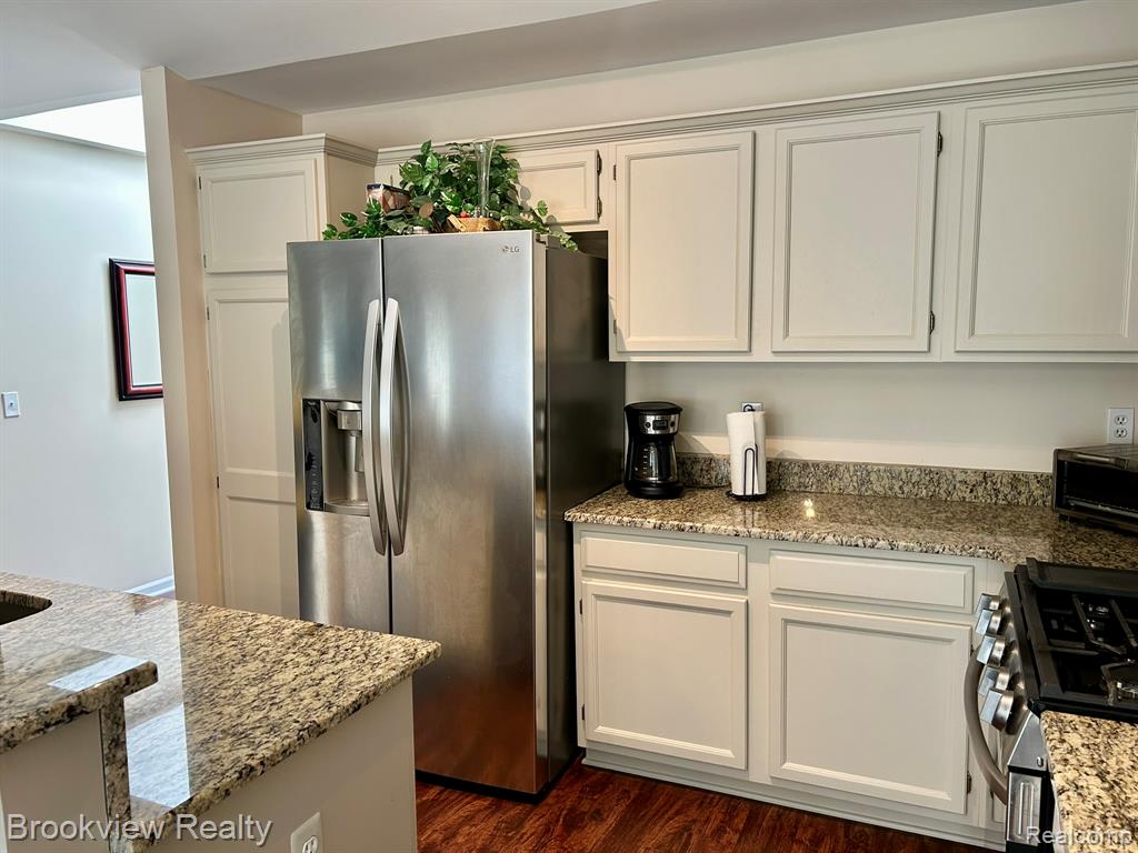 41537 Greenspire Drive, Clinton Twp, MI 48038 — Photo 5