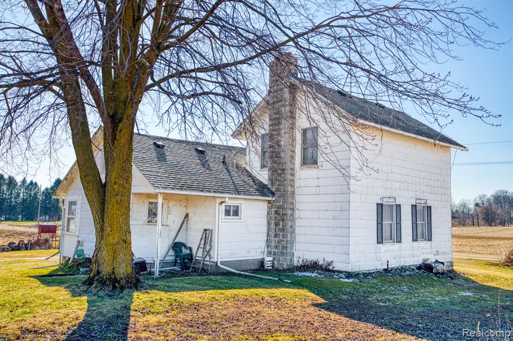 7350 Nicholson Road, Fowlerville, MI 48836 — Photo 3