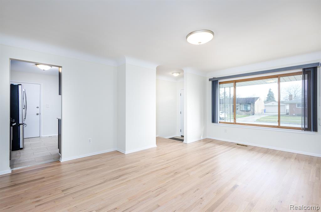 5223 BUSCH Avenue, Warren, MI 48091 — Photo 11