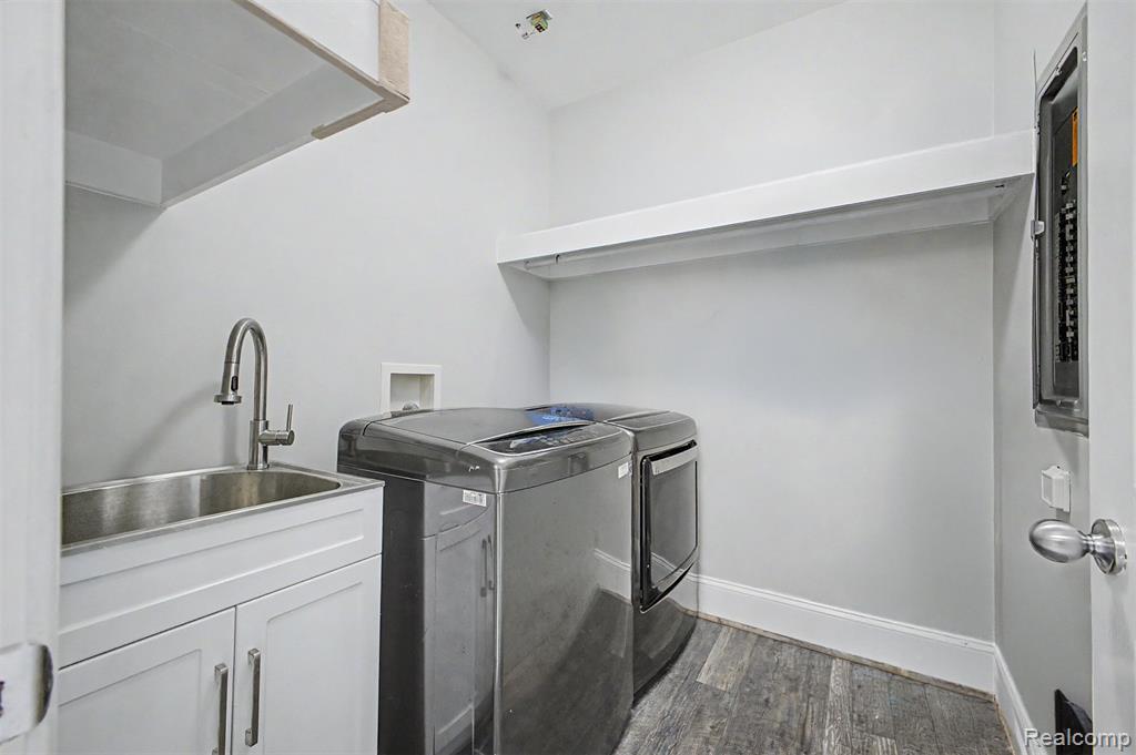 370 Roosevelt Street, Canton, MI 48188 — Photo 40