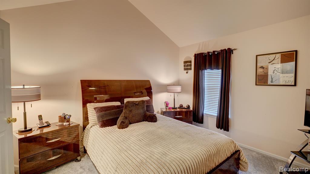 5077 PRESTONWOOD Lane, Flushing, MI 48433 — Photo 34
