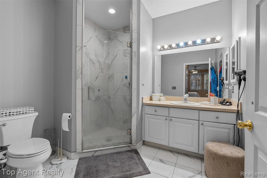 44258 Constellation Drive, Sterling Heights, MI 48314 — Photo 15