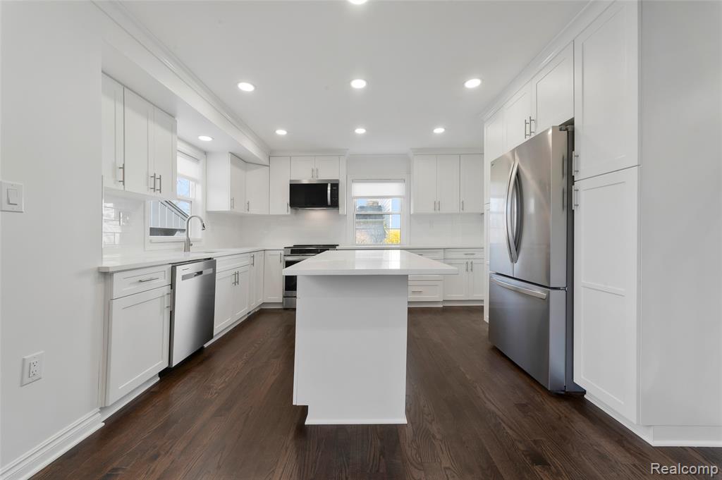 4312 Samoset Road, Royal Oak, MI 48073 — Photo 16