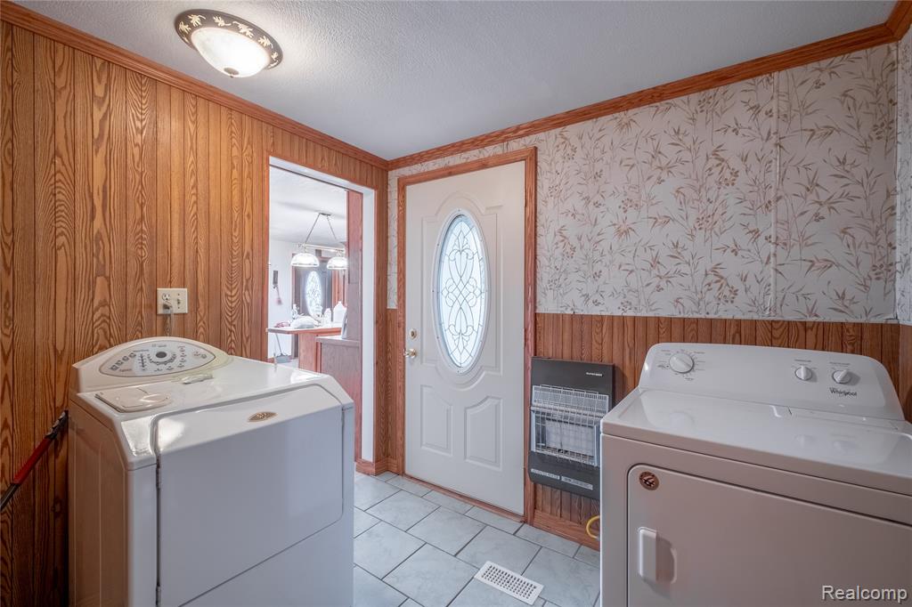 7570 Fostoria Road, Mayville Vlg, MI 48744 — Photo 21