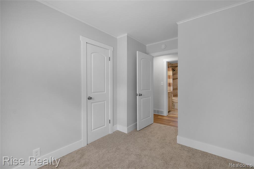 319 N Genesee Street, Montrose, MI 48457 — Photo 16