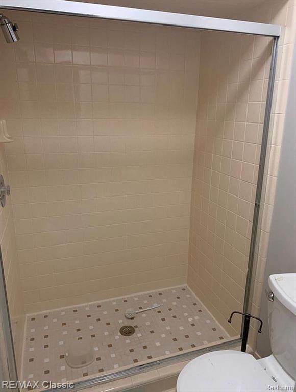 380 E South Boulevard, Troy, MI 48085 — Photo 2