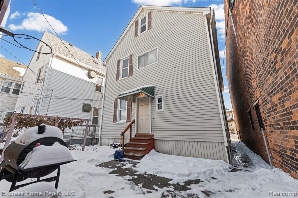 3321 Holbrook Street, Hamtramck, MI 48212 — Photo 5