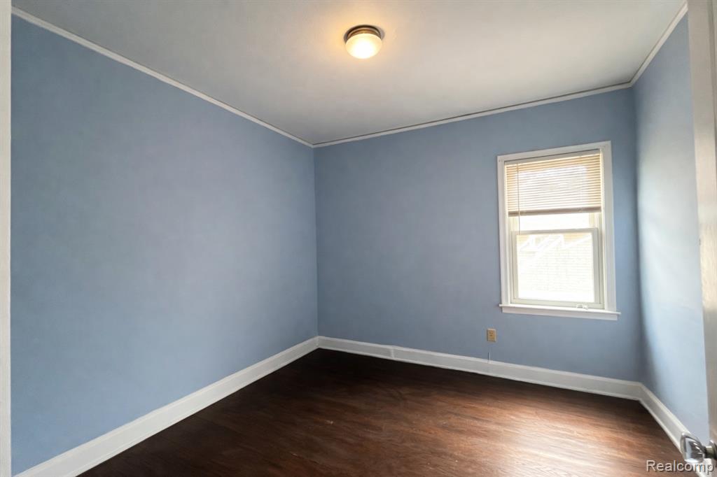 884 Beaconsfield Avenue, Grosse Pointe, MI 48230 — Photo 12