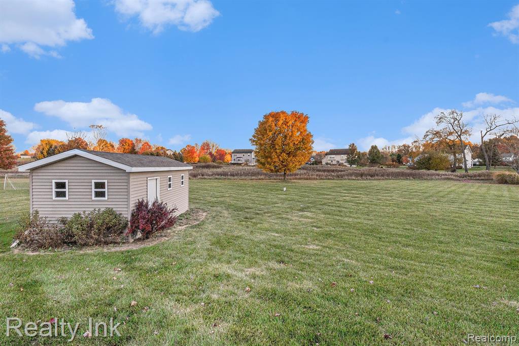 3051 FIELDSTONE Drive, Dexter, MI 48130 — Photo 33