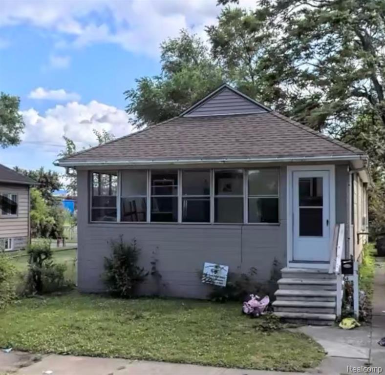 64 E Rockwood Street, Ecorse, MI 48229 — front exterior