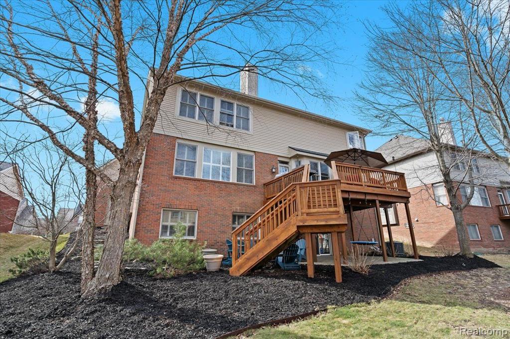 17020 CARRIAGE Way, Northville, MI 48168 — Photo 43
