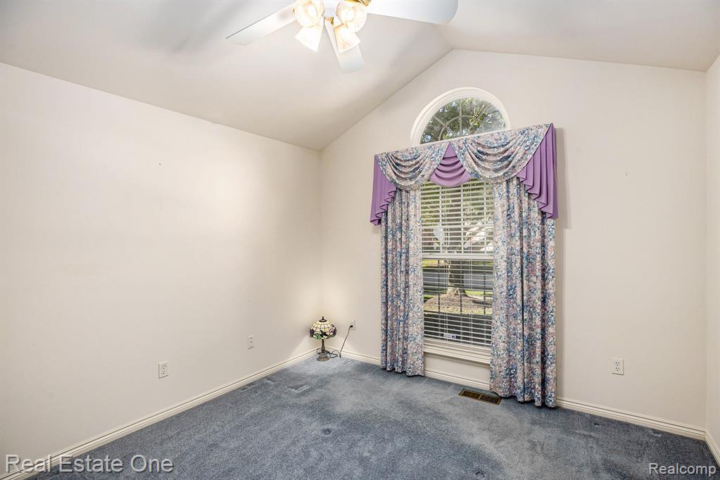 4378 Gardenia Drive, Sterling Heights, MI 48314 — Photo 13