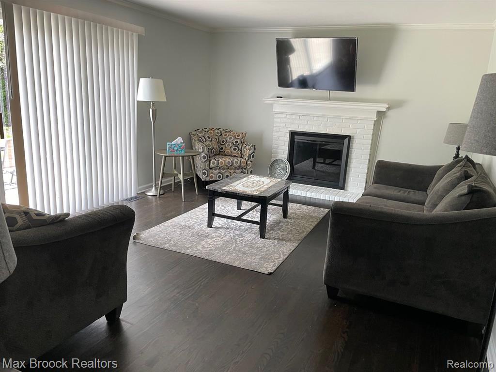 5630 BEAUCHAMP, West Bloomfield, MI — Photo 6
