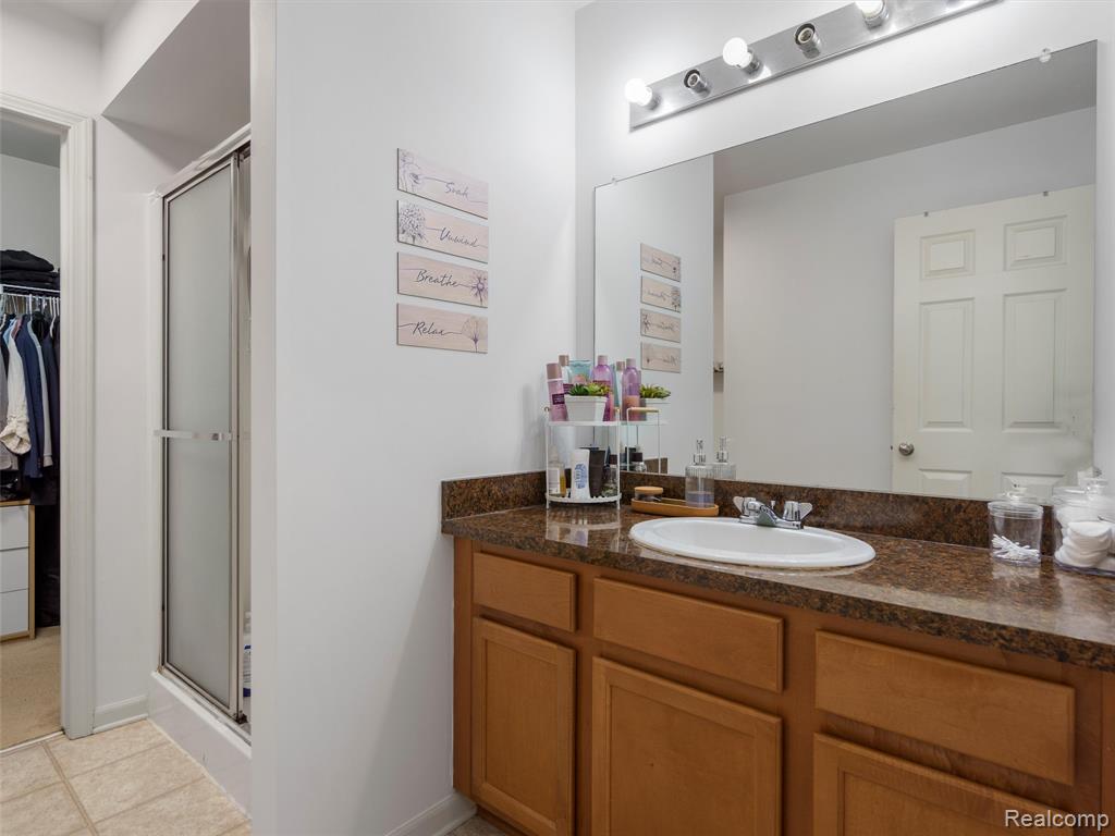 428 Newton Court, Lake Orion, MI 48362 — Photo 21