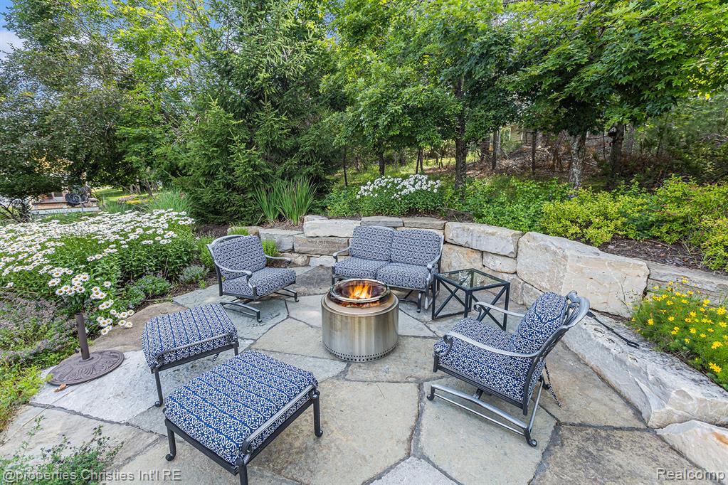 7524 Evergreen Ridge Drive, Harbor Springs, MI 49740 — Photo 32
