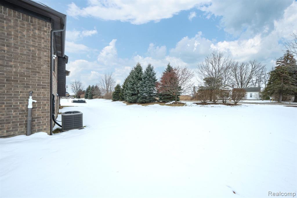 19853 Chase Drive, Macomb, MI 48042 — Photo 39