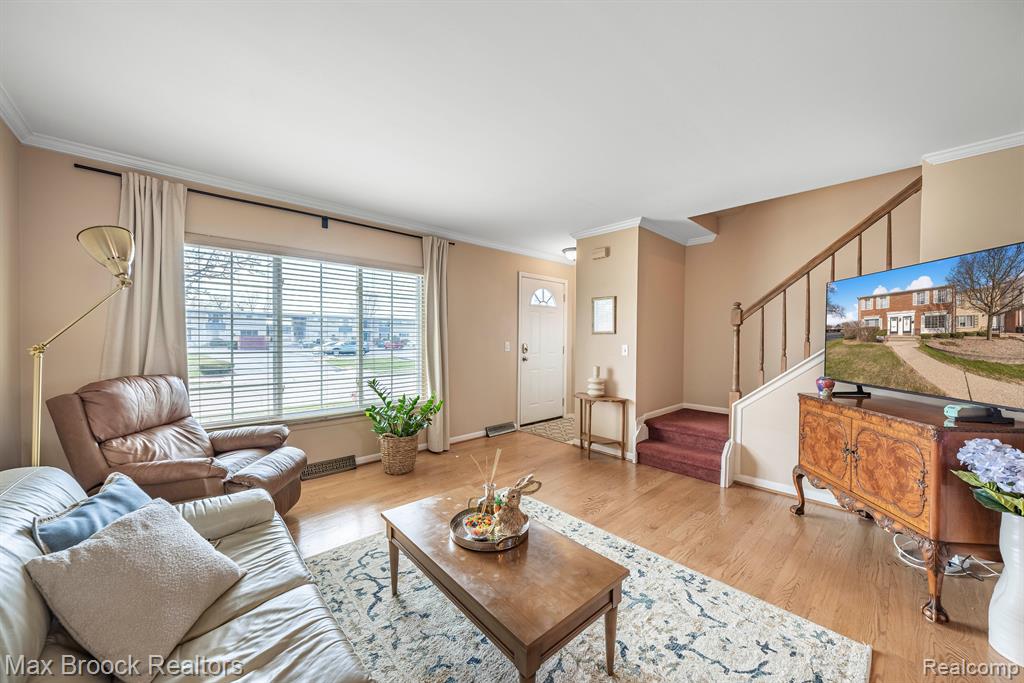 4822 MANSFIELD Avenue, Royal Oak, MI 48073 — Photo 6