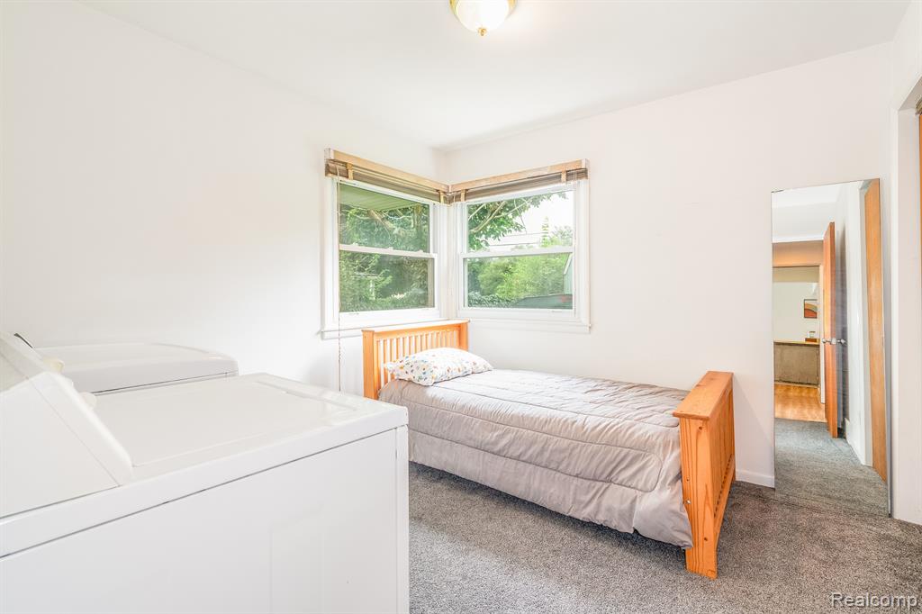 611 N IVANHOE Avenue, Ypsilanti, MI 48198 — Photo 22