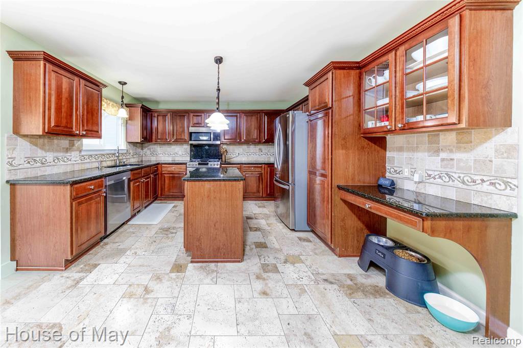 3044 Pheasant Run East Drive, Wixom, MI 48393 — Photo 8