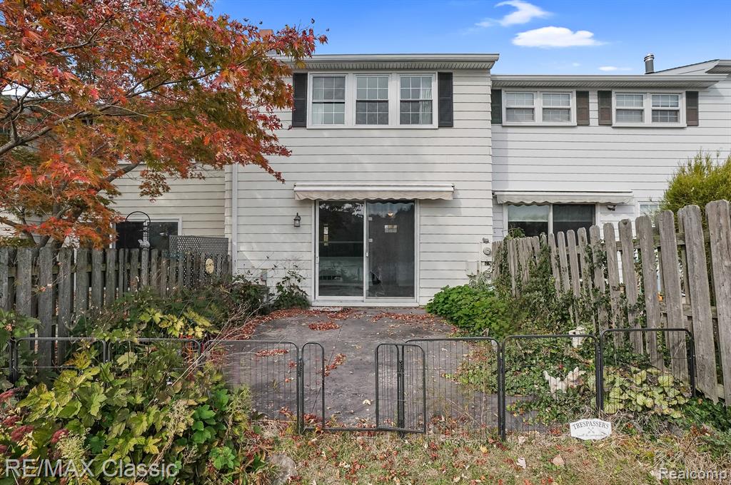 19580 CRYSTAL LAKE Drive, Northville, MI 48167 — Photo 29